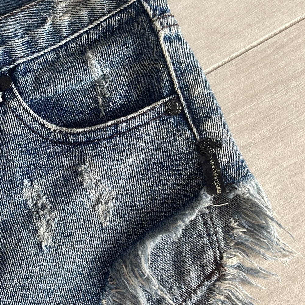 One teaspoon Low rise Denim Shorts 26 - Picture 3 of 6